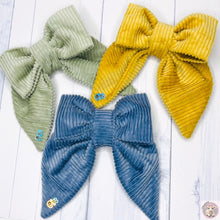 Load image into Gallery viewer, Velvet Parisian Single Bow